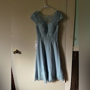 Elegant Lace dusty Blue Dress new size 0